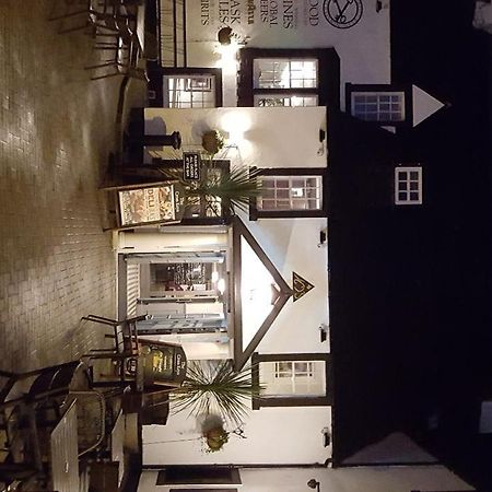 The Cross Keys Hotell Peebles Exteriör bild