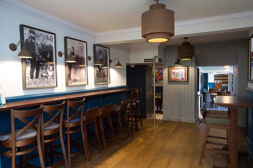 The Cross Keys Hotell Peebles Exteriör bild