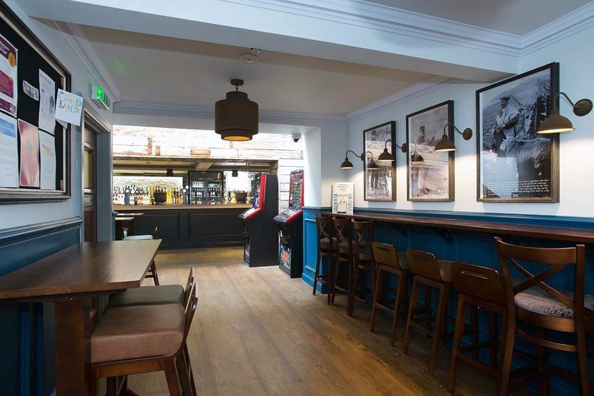 The Cross Keys Hotell Peebles Exteriör bild