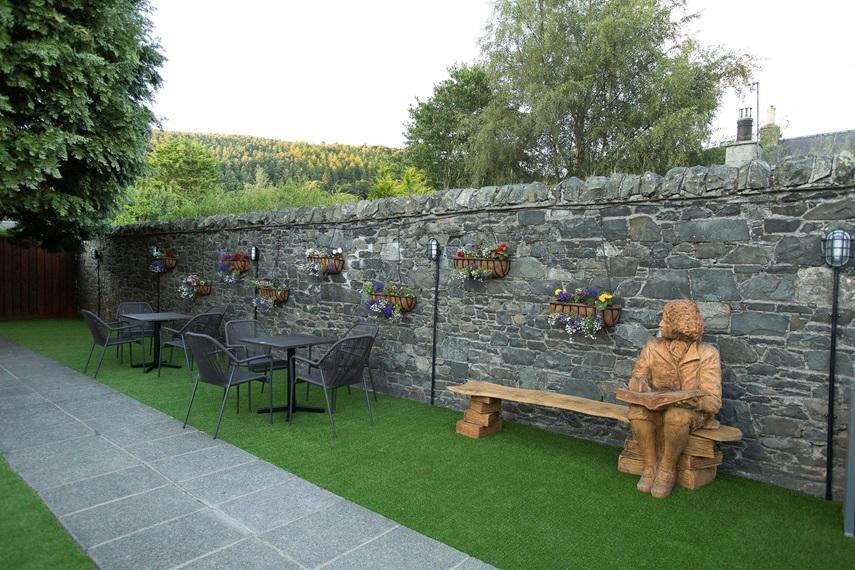 The Cross Keys Hotell Peebles Exteriör bild